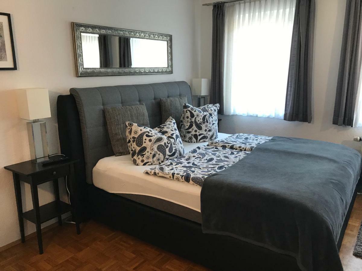 Apartmenthaus Zentrum Komfort Apartments Mit Minikuchen Verschiedener Grossen Cassel Extérieur photo