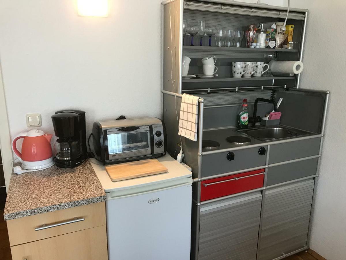 Apartmenthaus Zentrum Komfort Apartments Mit Minikuchen Verschiedener Grossen Cassel Extérieur photo