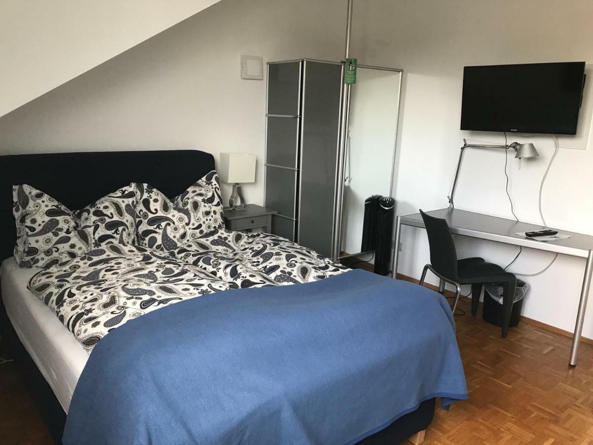Apartmenthaus Zentrum Komfort Apartments Mit Minikuchen Verschiedener Grossen Cassel Extérieur photo
