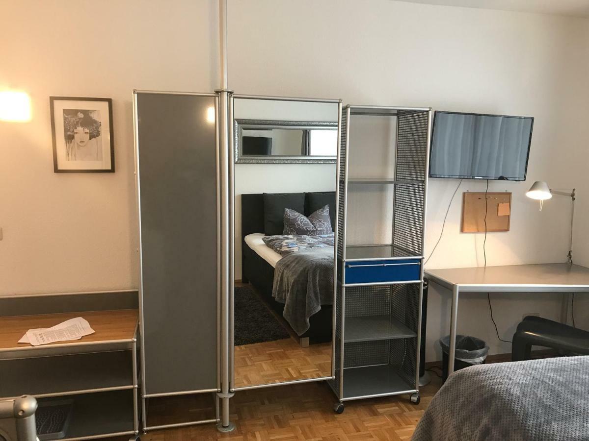 Apartmenthaus Zentrum Komfort Apartments Mit Minikuchen Verschiedener Grossen Cassel Extérieur photo