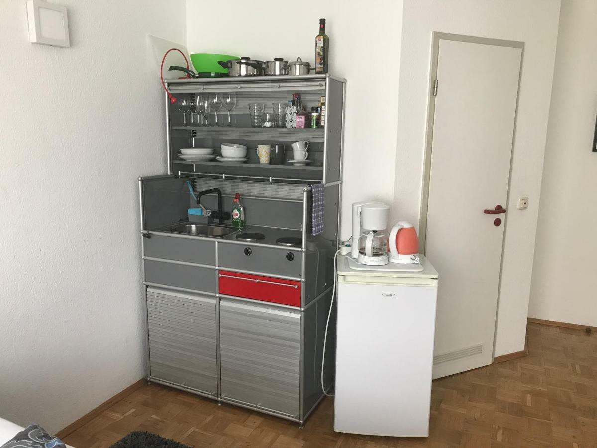 Apartmenthaus Zentrum Komfort Apartments Mit Minikuchen Verschiedener Grossen Cassel Extérieur photo