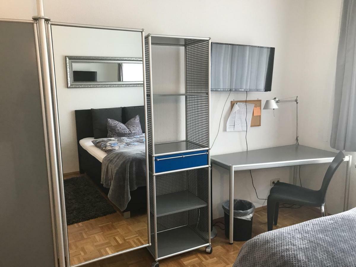 Apartmenthaus Zentrum Komfort Apartments Mit Minikuchen Verschiedener Grossen Cassel Extérieur photo